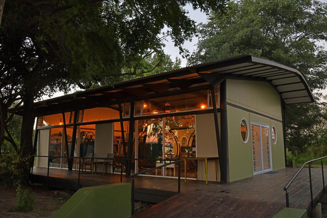 Zambezi Mubala Lodge Катіма-Муліло Екстер'єр фото